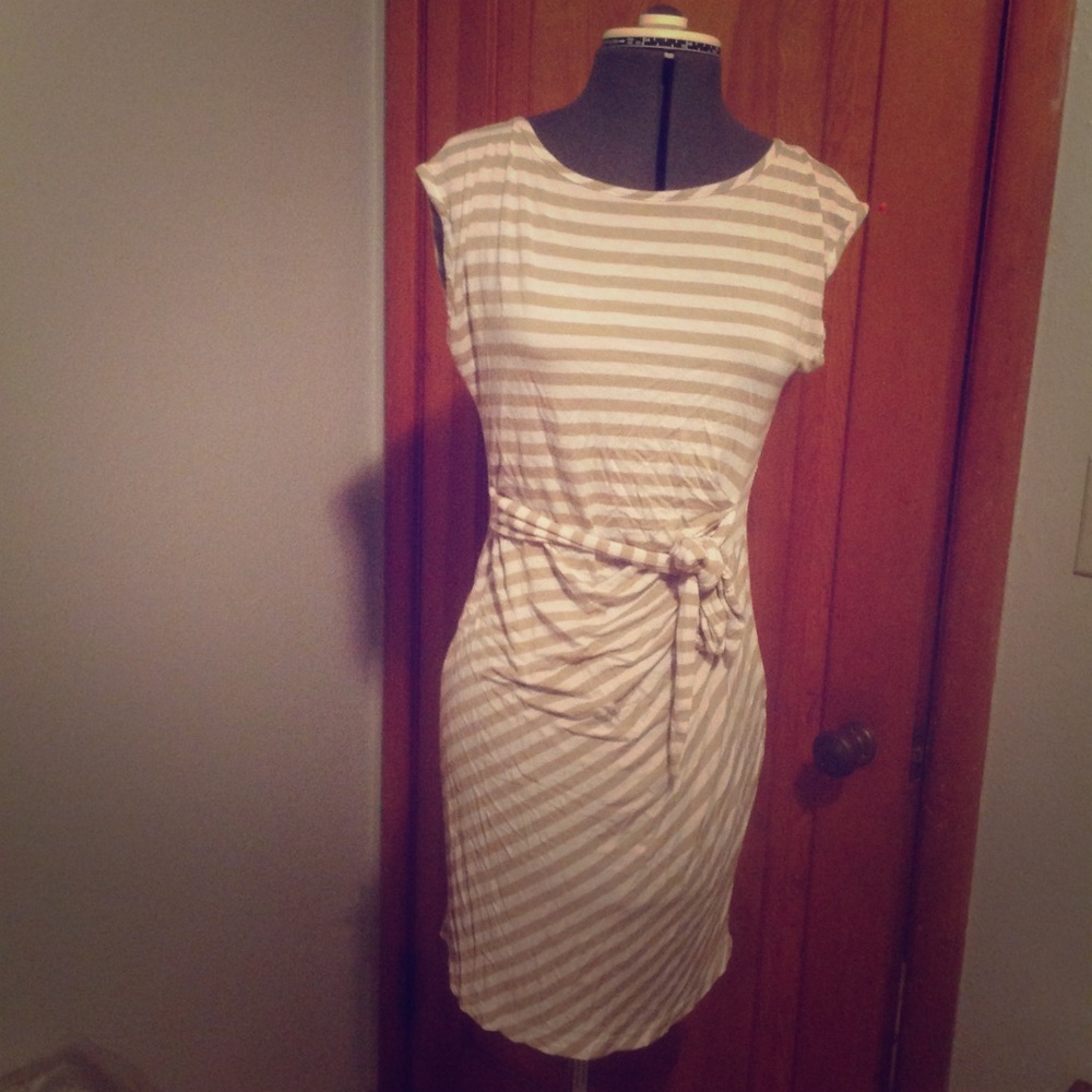 Spense faux wrap tan and white stripe dress Small